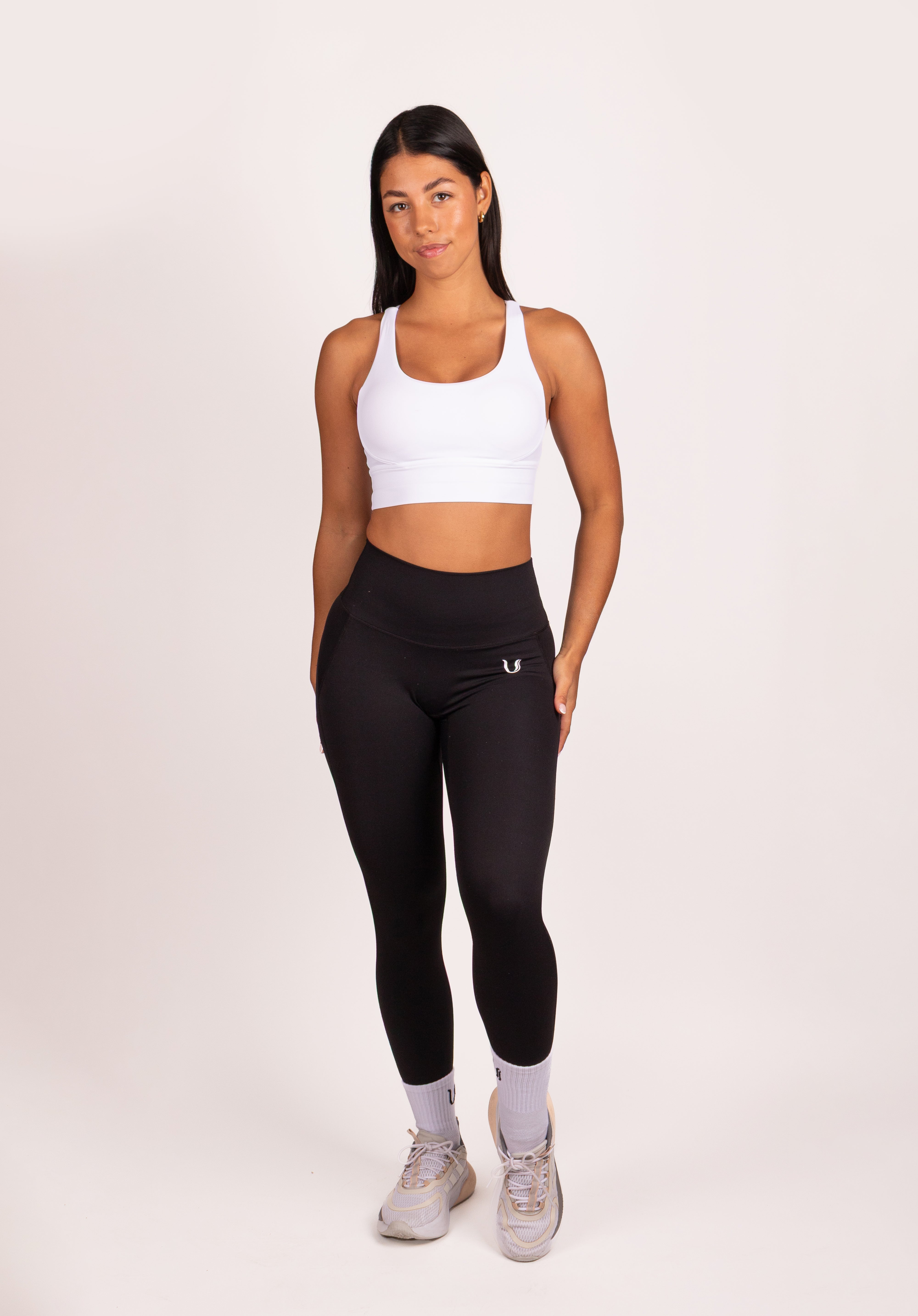 Kyra Cross  BH Wit - Dames activewear detail