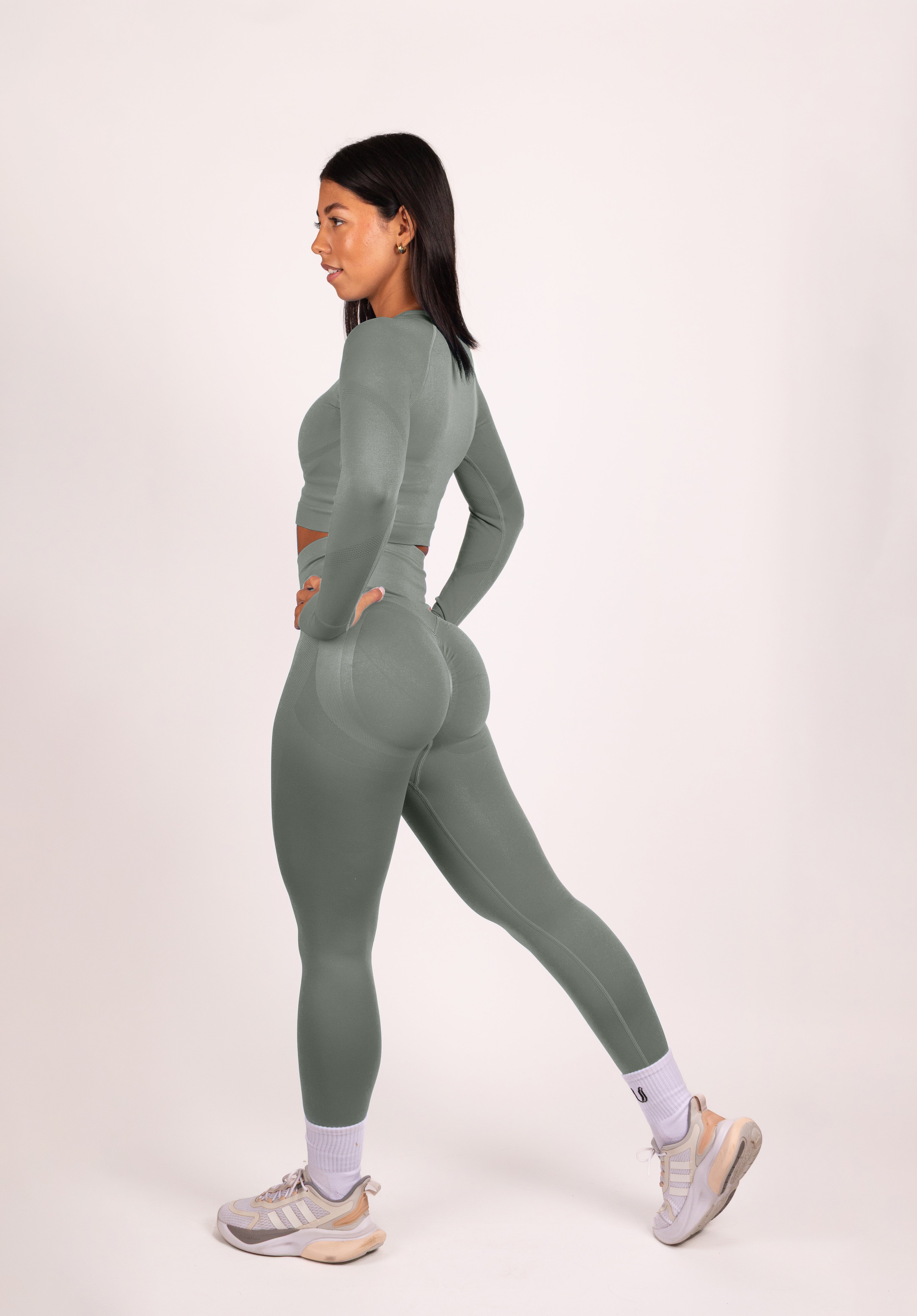 Leonie Set Lang Grijs - Dames activewear detail