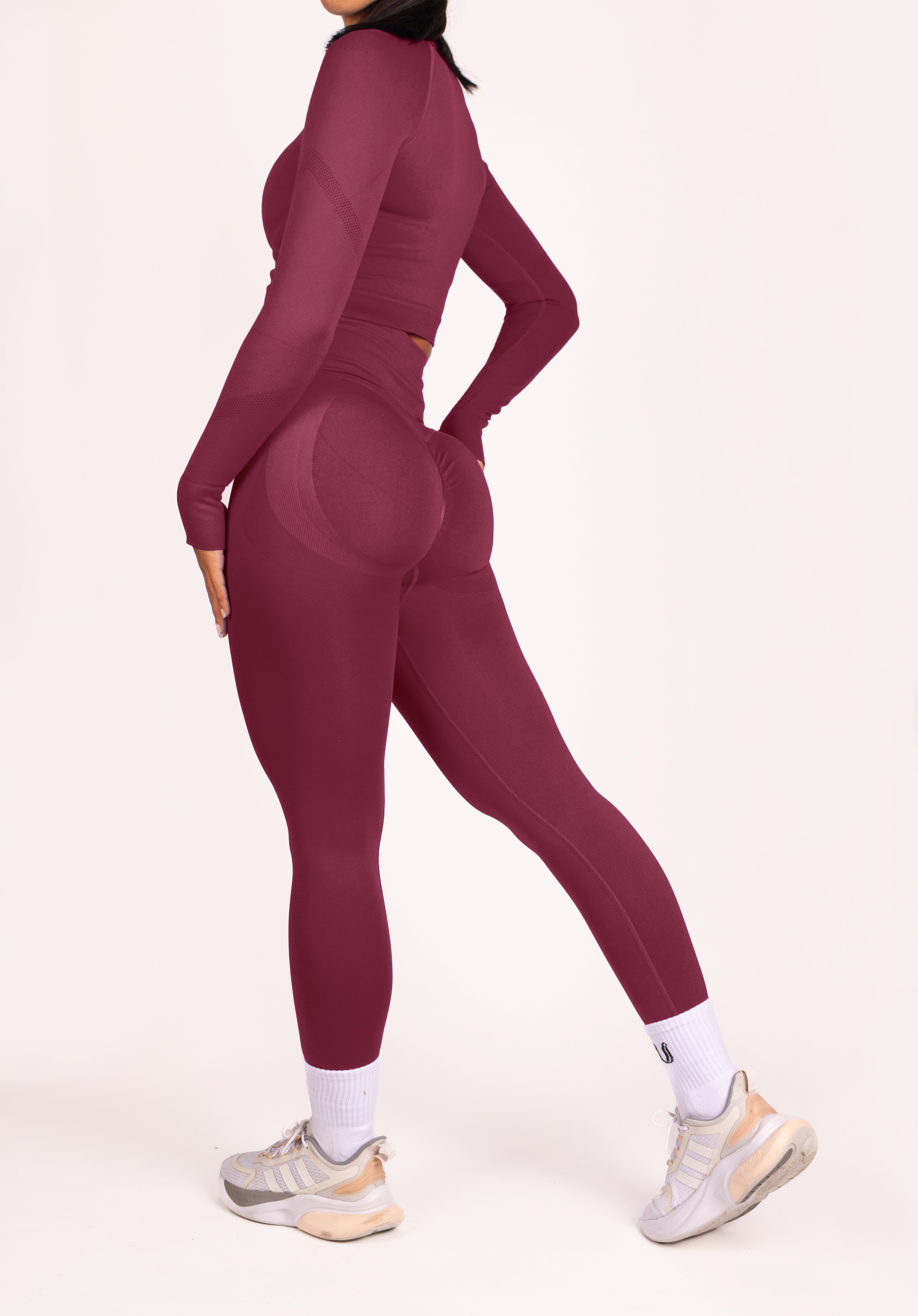 Leonie Premium Scrunch Legging Wijnrood - Dames workout kleding achterkant